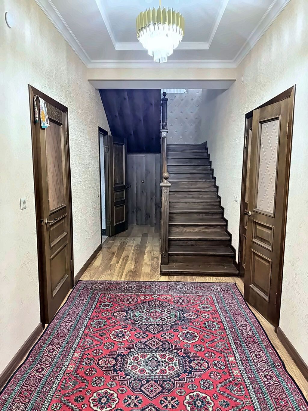 180 м², 5 комнат, ул. Орозбекова / Жибек Жолу: фото 3