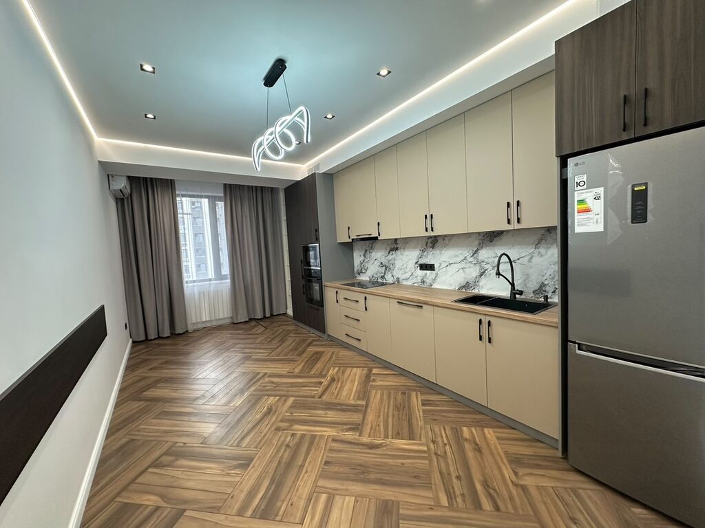 3 комнаты, 110 м², 8 этаж, Дизайнерский ремонт: фото 2