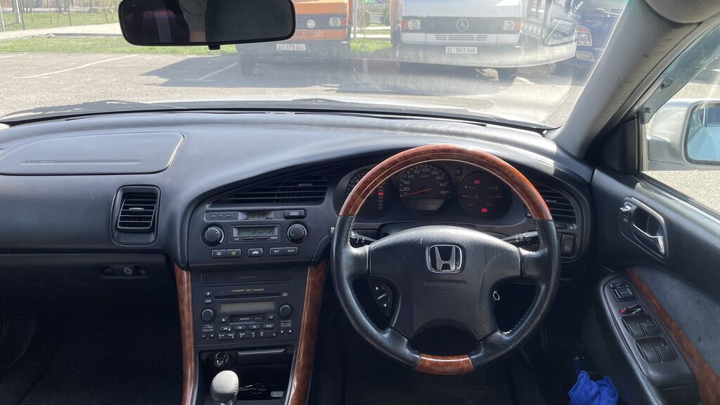 Honda Saber: 2002 г., 2.5 л, Автомат, Газ, Седан: фото 6