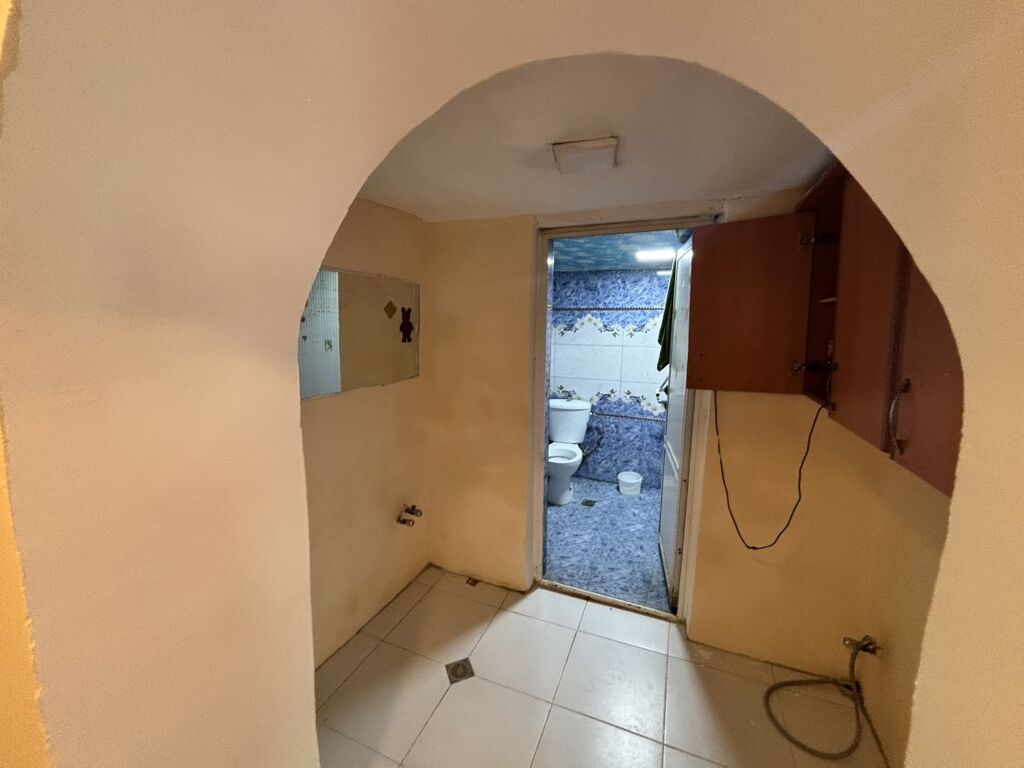 Satılır: həyətyanı sahəli kiçik fərdi yaşayış evi - Daş divarlı