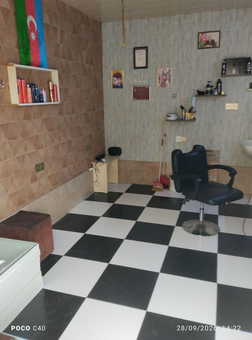 6 otaqlı, 6 kv. m, Orta təmir