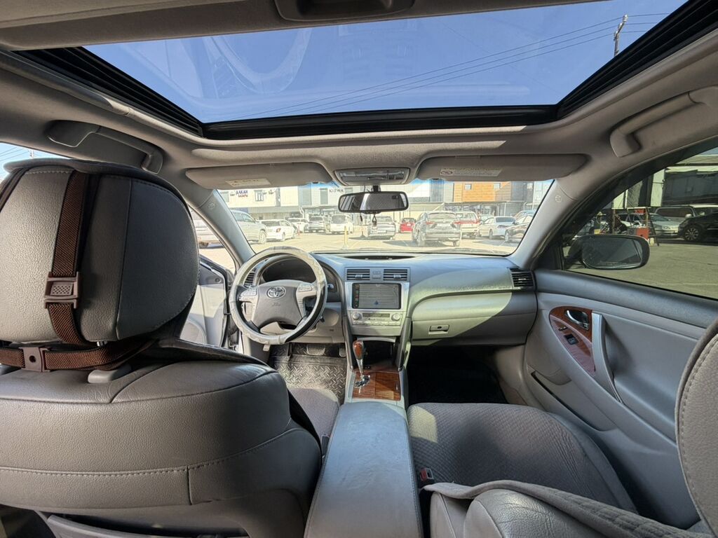 Toyota Camry: 2010 г., 2.5 л, Автомат, Бензин, Седан: фото 8