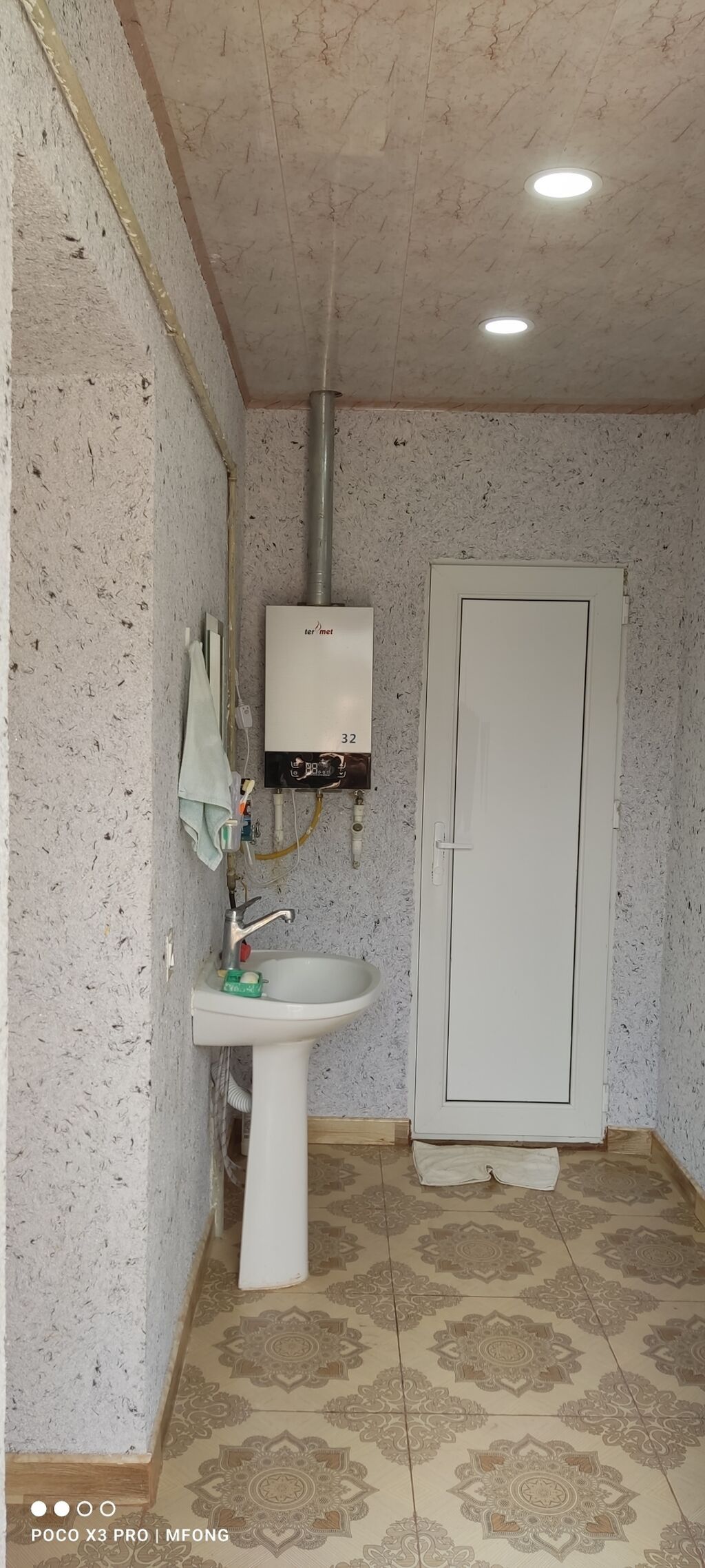 Binə 6 otaqlı, 140 kv. m, Kredit yoxdur, Orta təmir
