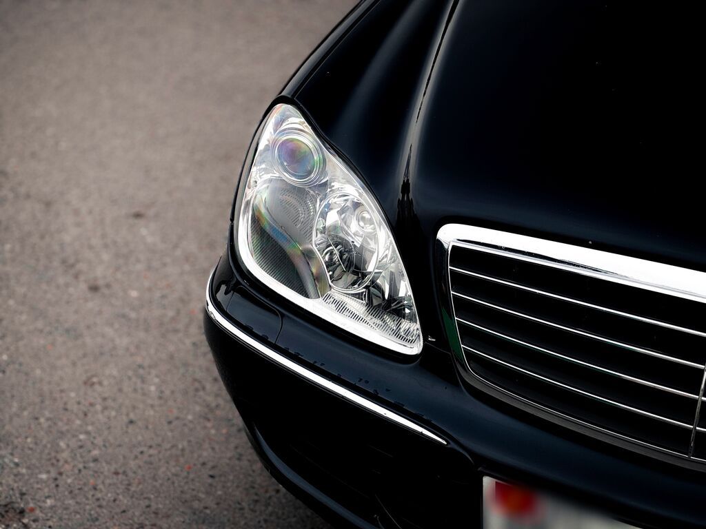 Mercedes-Benz 220: 2003 г., 3.7 л, Автомат, Бензин, Седан: фото 2