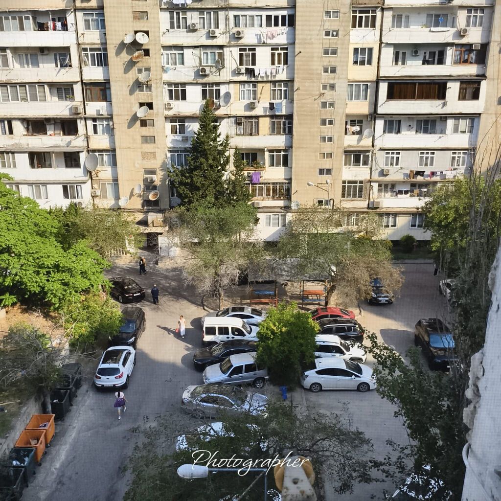 Bakı, 3 otaqlı, Köhnə tikili, 82 kv. m