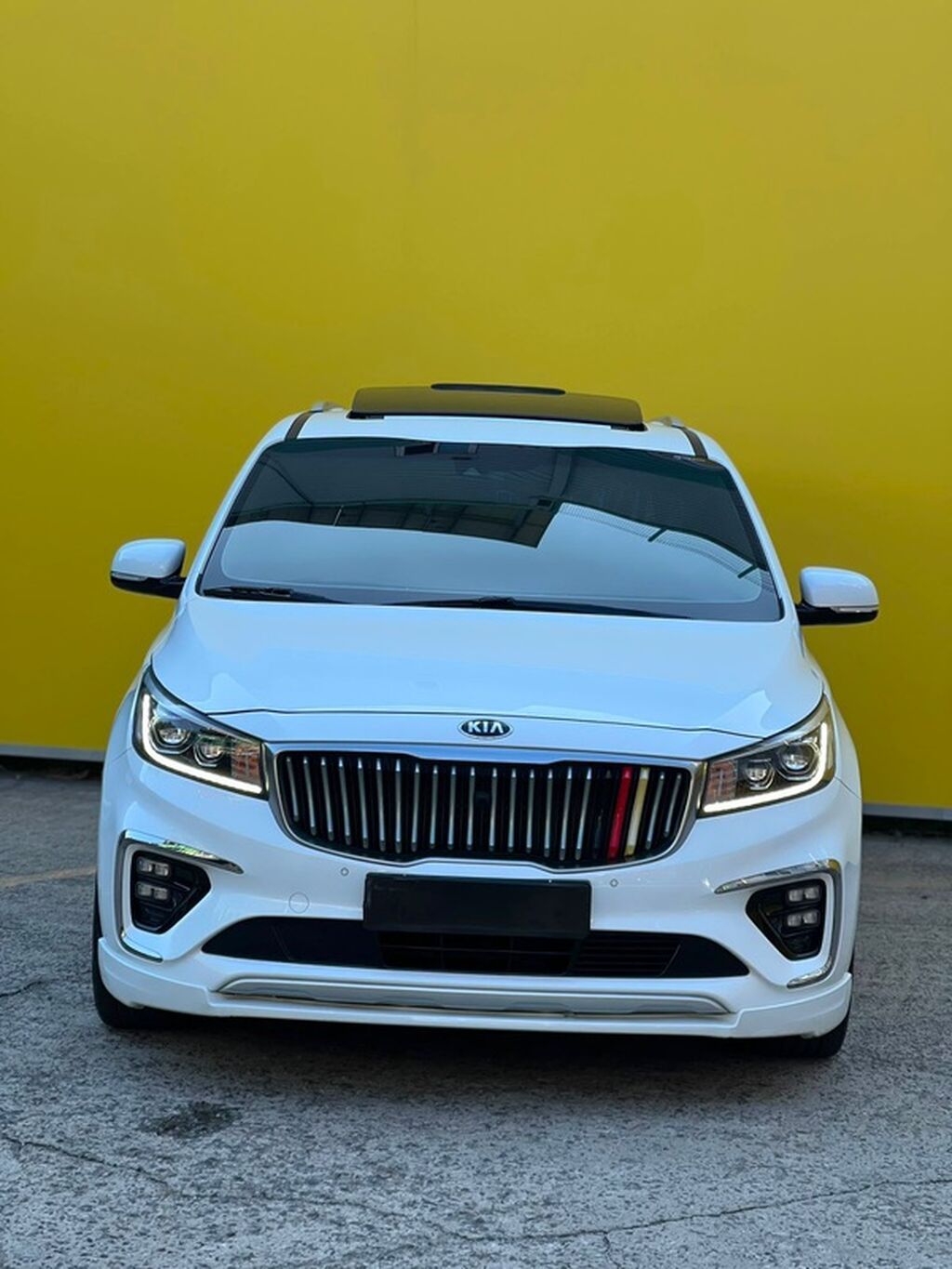 Kia Carnival: 2019 г., 2.2 л, Автомат, Дизель, Минивэн: фото 2