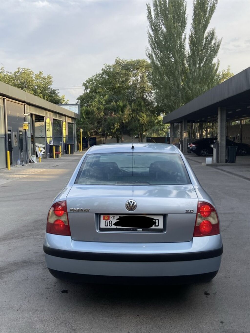 Volkswagen Passat: 2001 г., 2 л, Механика, Бензин, Седан: фото 6