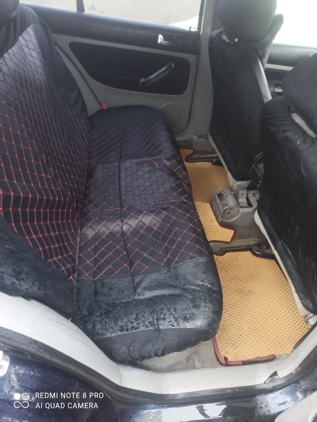 Volkswagen Bora: 2001 г., 2 л, Автомат, Бензин, Седан: фото 5