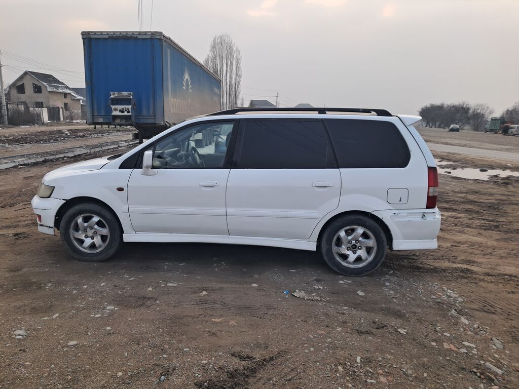 Mitsubishi Chariot: 1998 г., 0.2 л, Газ, Минивэн: фото 4