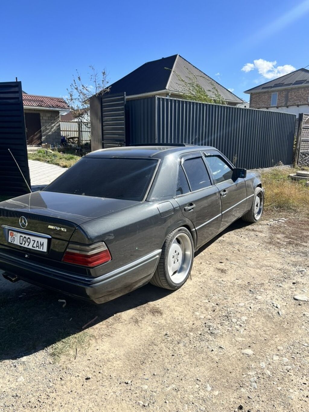 Mercedes-Benz W124: 1994 г., 3.2 л, Автомат, Бензин, Седан: фото 4