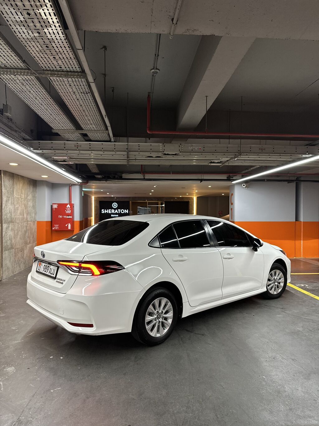Продам Toyota Corolla гибрид, 2020 г., седан: фото 6