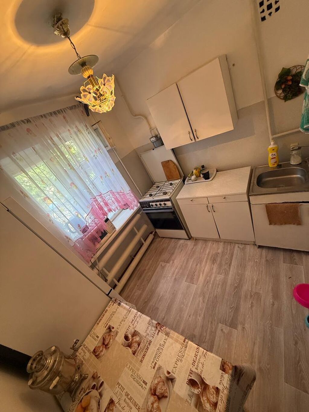 3 комнаты, 54 м², Ата-Тюрк парк Хрущевка, 1 этаж, Старый ремонт: фото 7