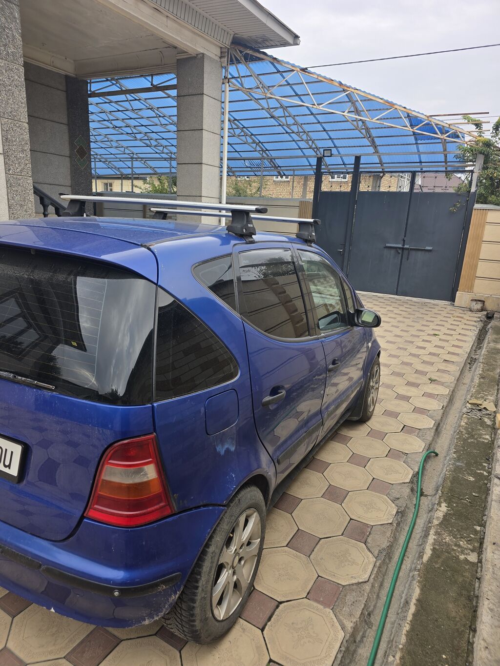 Mercedes-Benz A-Class: 2000 г., 1.4 л, Механика, Бензин, Хэтчбэк: фото 4
