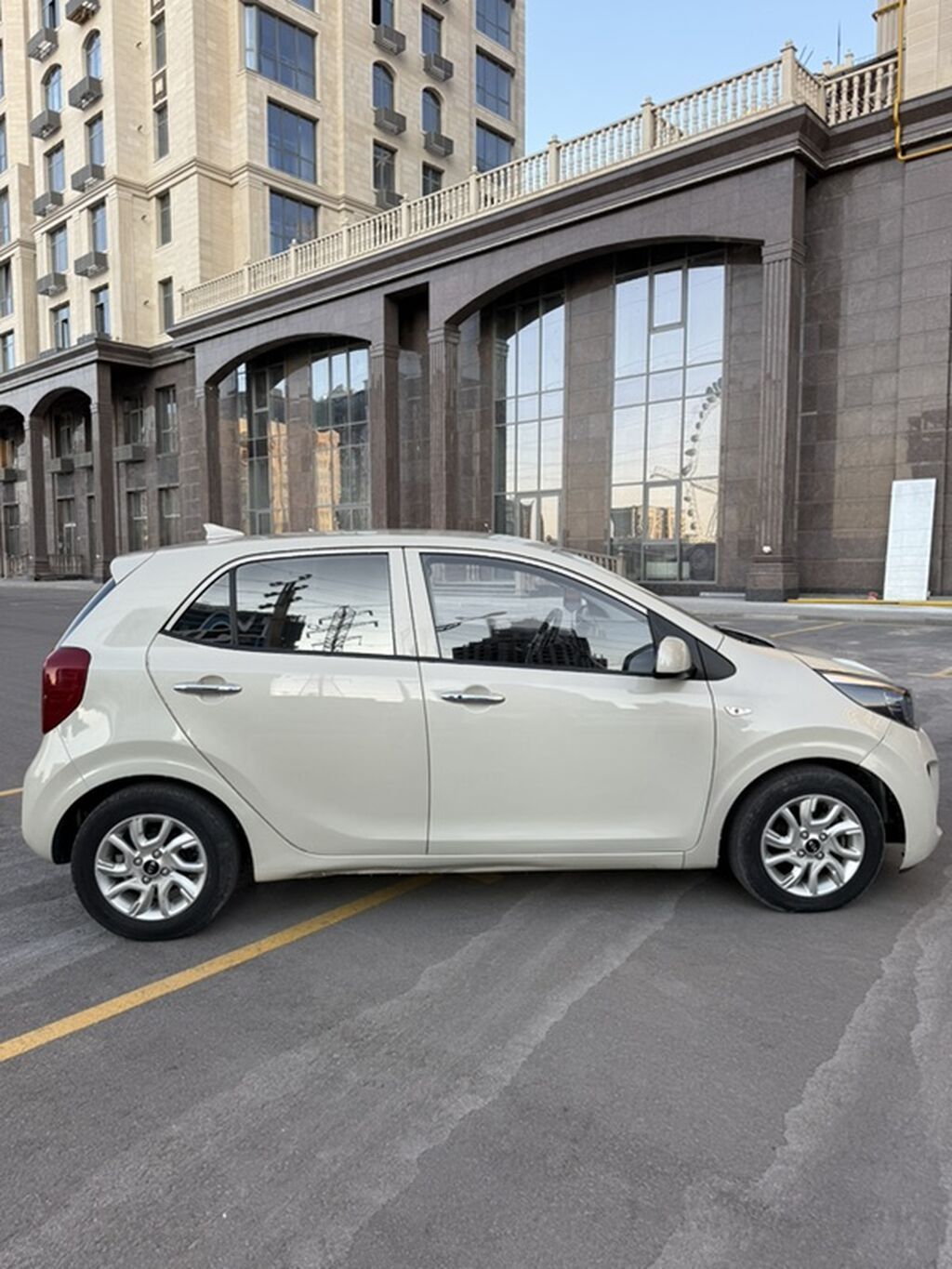 Kia Morning: 2020 г., 0.1 л, Автомат, Бензин, Хэтчбэк: фото 3