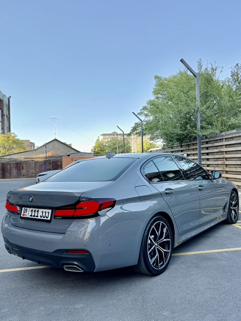 BMW 5 series: 2022 г., 2 л, Автомат, Бензин, Седан: фото 2