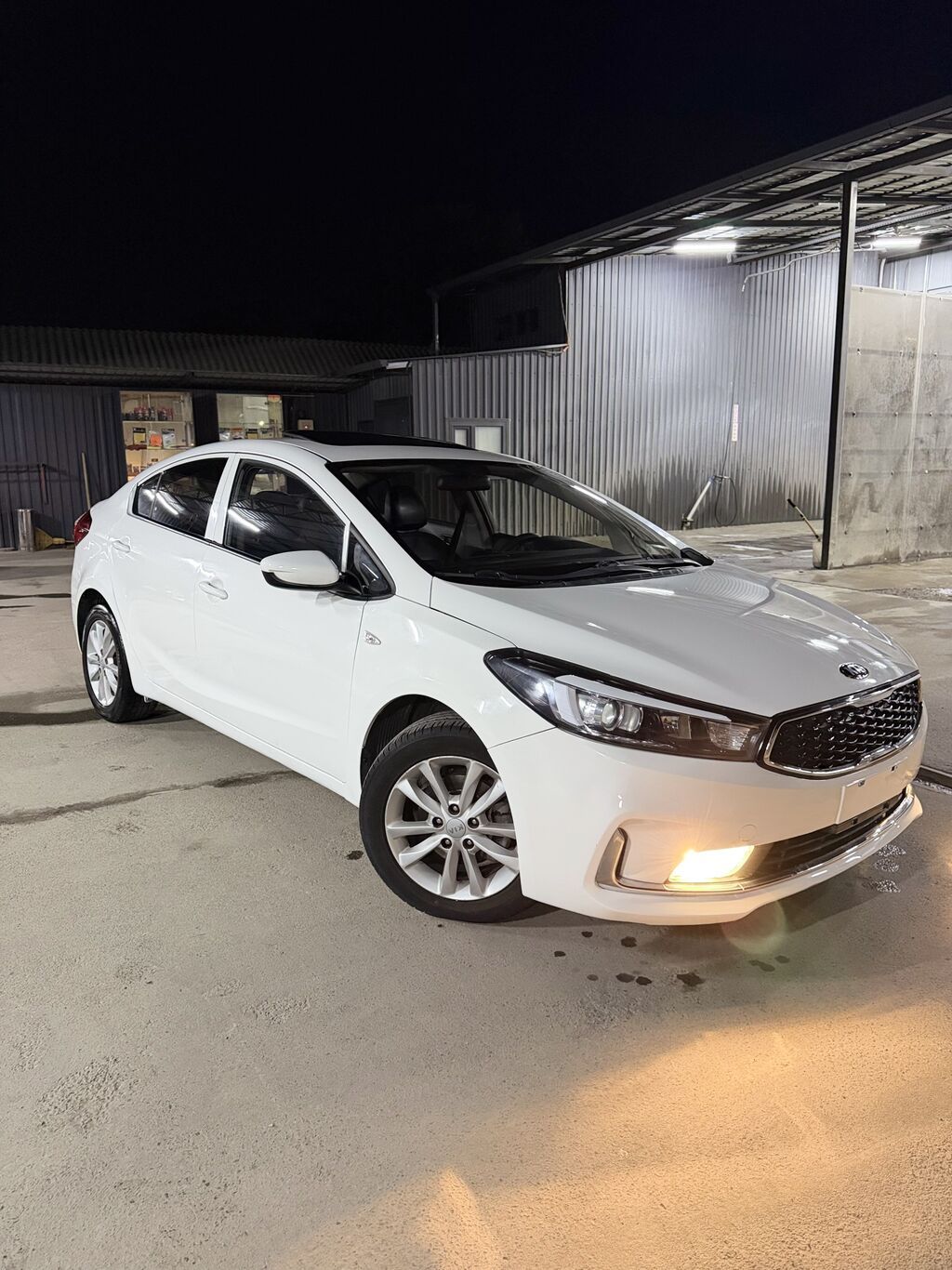 Kia K3: 2019 г., 1.8 л, Автомат, Бензин: фото 4
