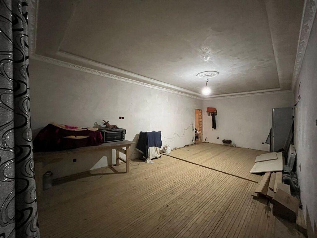 Zabrat 5 otaqlı, 265 kv. m, Orta təmir