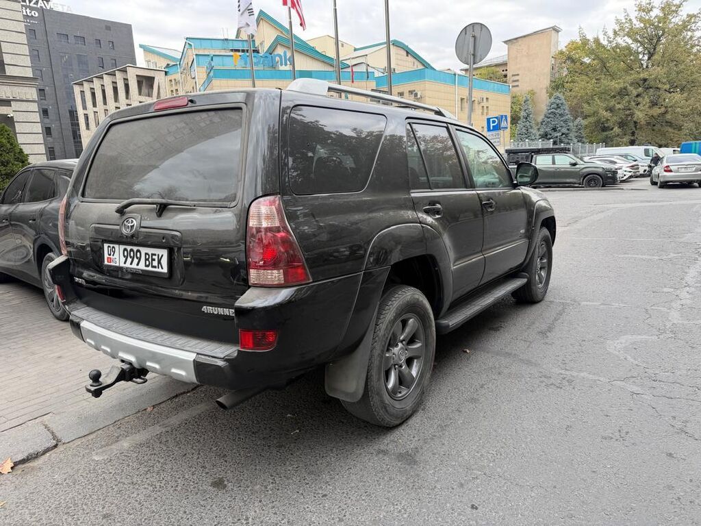 Toyota 4Runner: 2005 г., 4 л, Автомат, Бензин, Внедорожник: фото 5