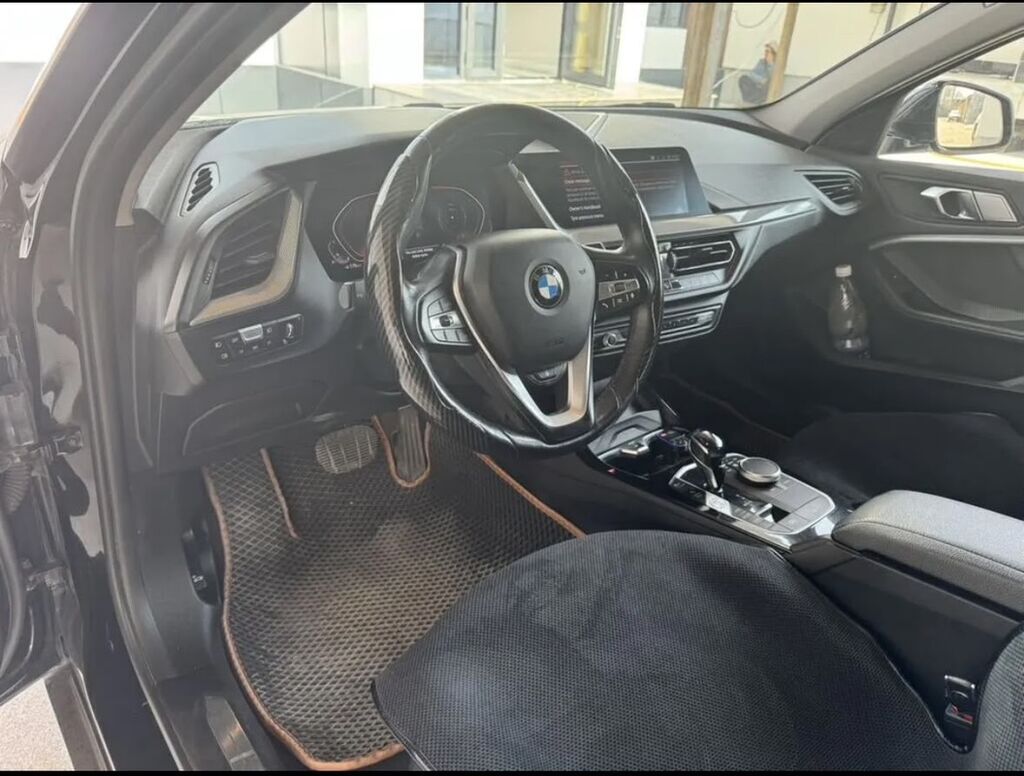 BMW 1 series: 2021 г., 1.8 л, Типтроник, Бензин, Хэтчбэк: фото 5
