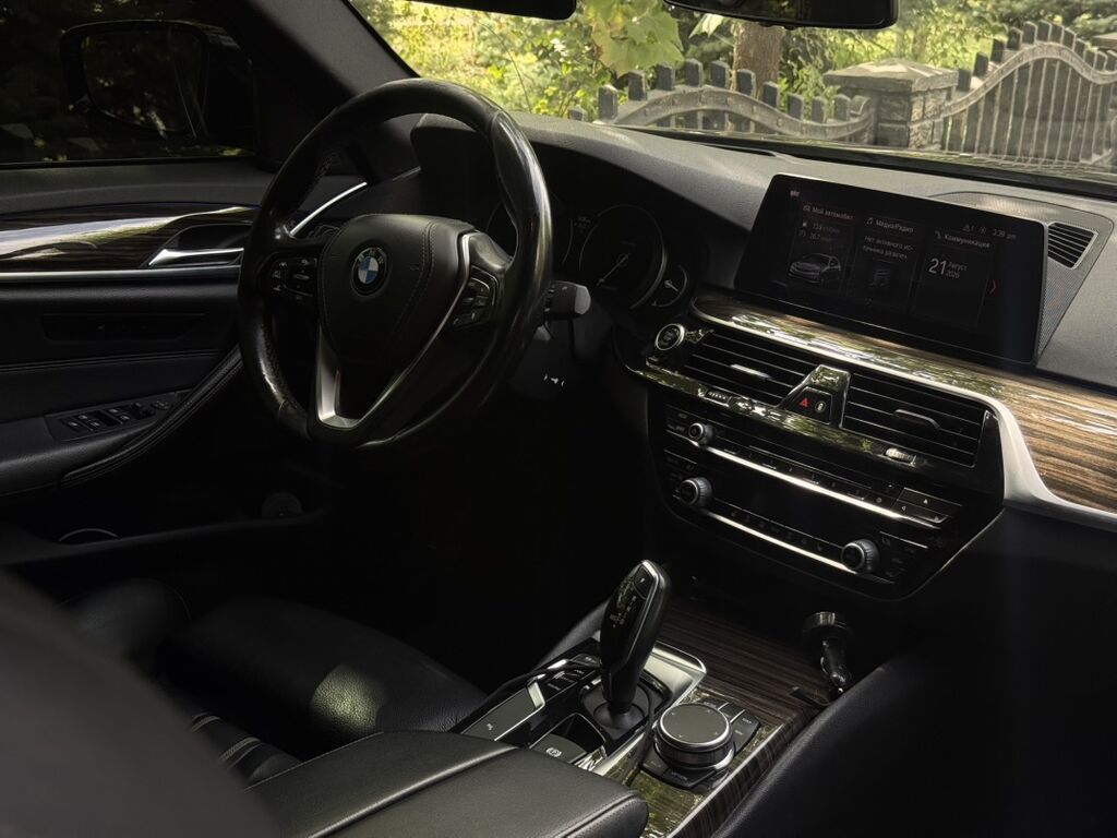 BMW 5 series: 2019 г., 3 л, Автомат, Бензин, Седан: фото 5