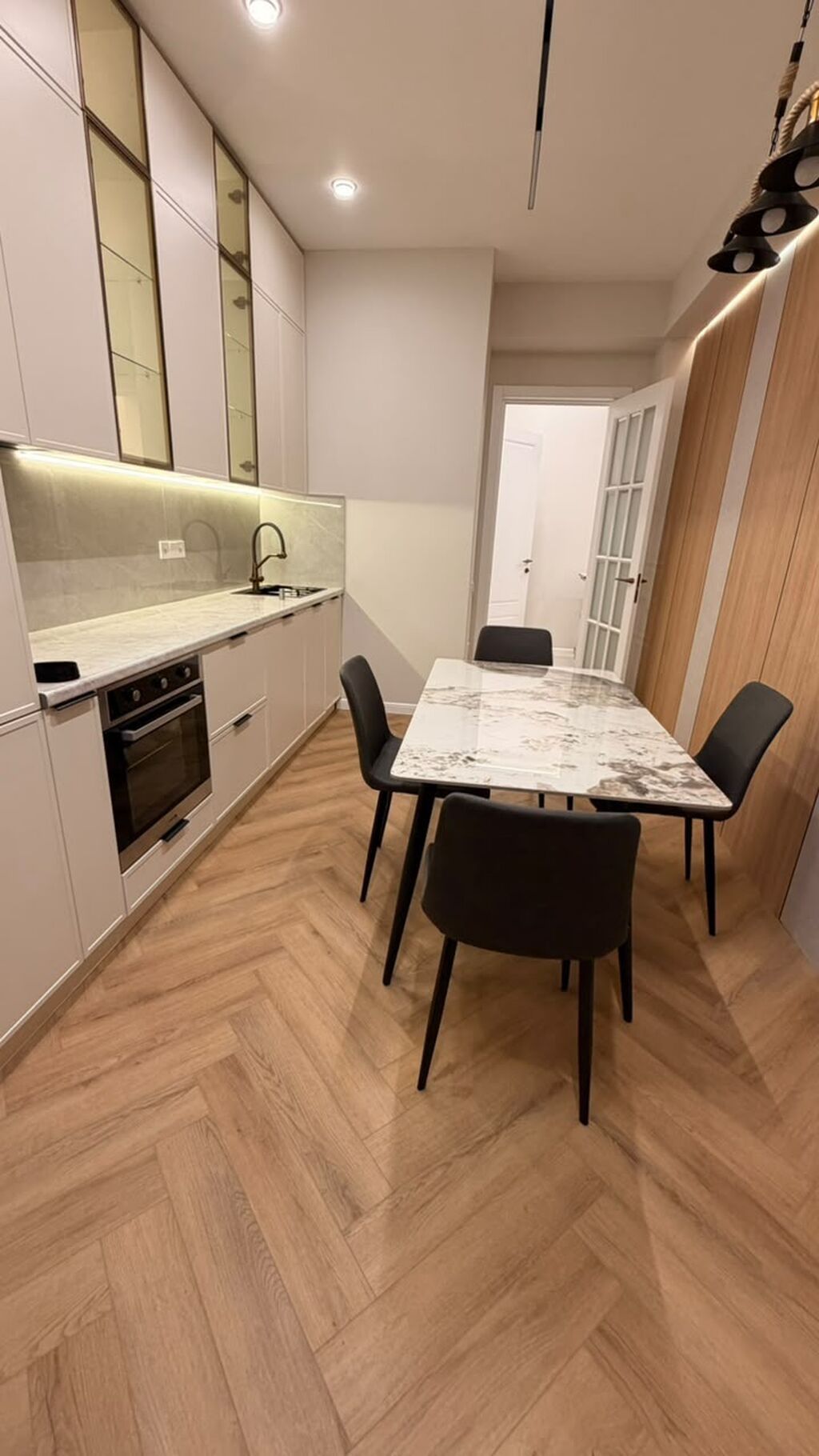 2 комнаты, 48 м², Технопарк Индивидуалка, 13 этаж, Дизайнерский ремонт