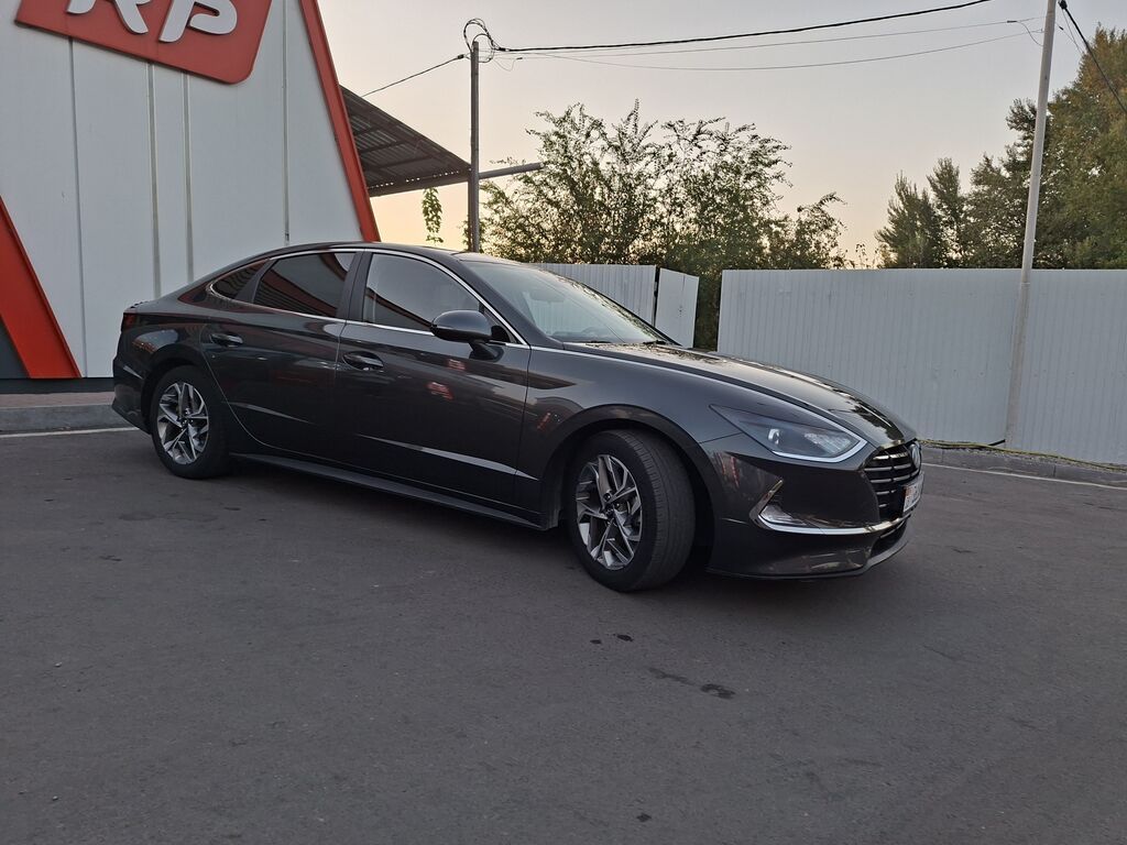 Hyundai Sonata: 2021 г., 2 л, Автомат, Газ, Седан: фото 4