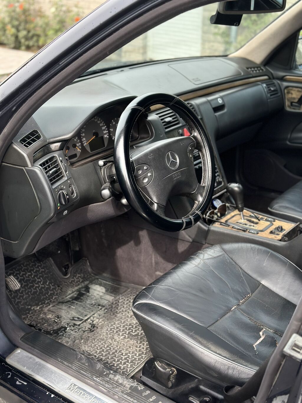 Mercedes-Benz E-Class: 2001 г., 3.2 л, Автомат, Дизель, Седан: фото 8