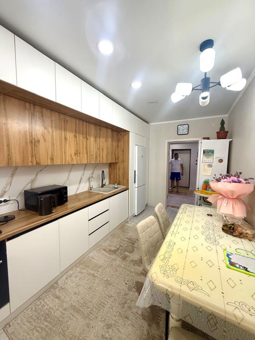 3 комнаты, 94 м², 2 этаж, Евроремонт