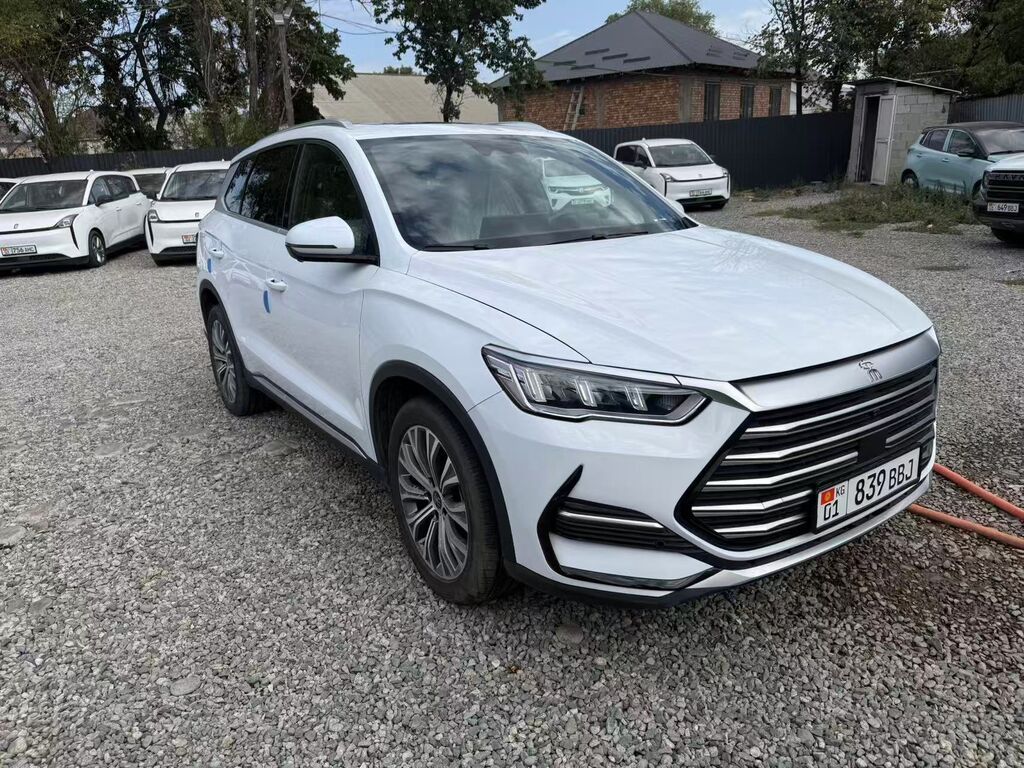 BYD Song Plus: 2023 г., 1.5 л, Автомат, Гибрид, Кроссовер: фото 5