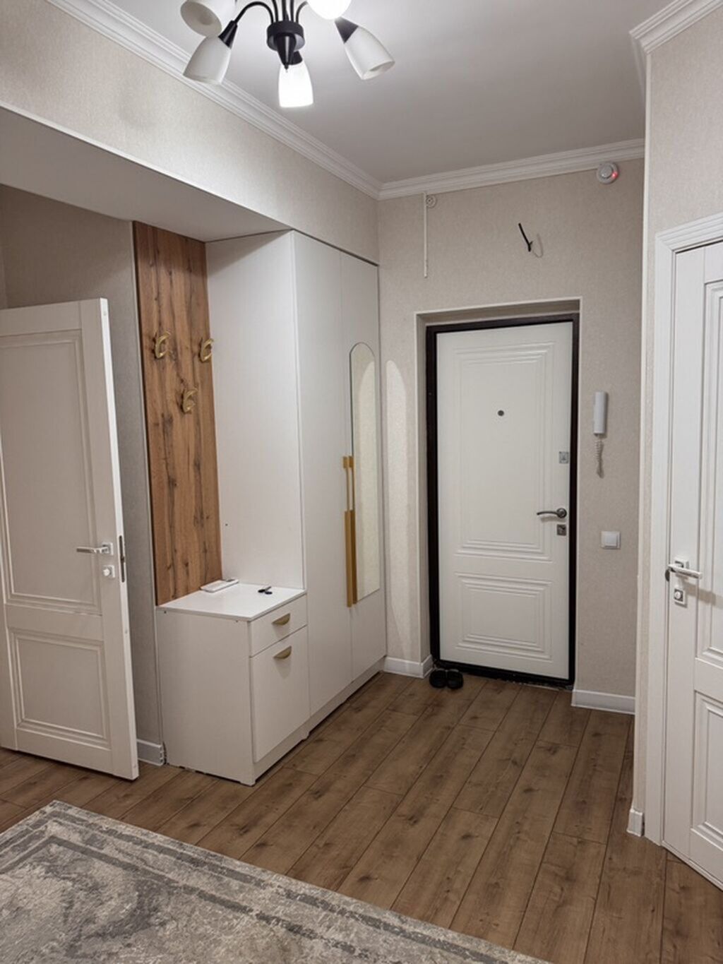 3 комнаты, 93 м², Юг-2 мкр Элитка, 15 этаж, Евроремонт: фото 5