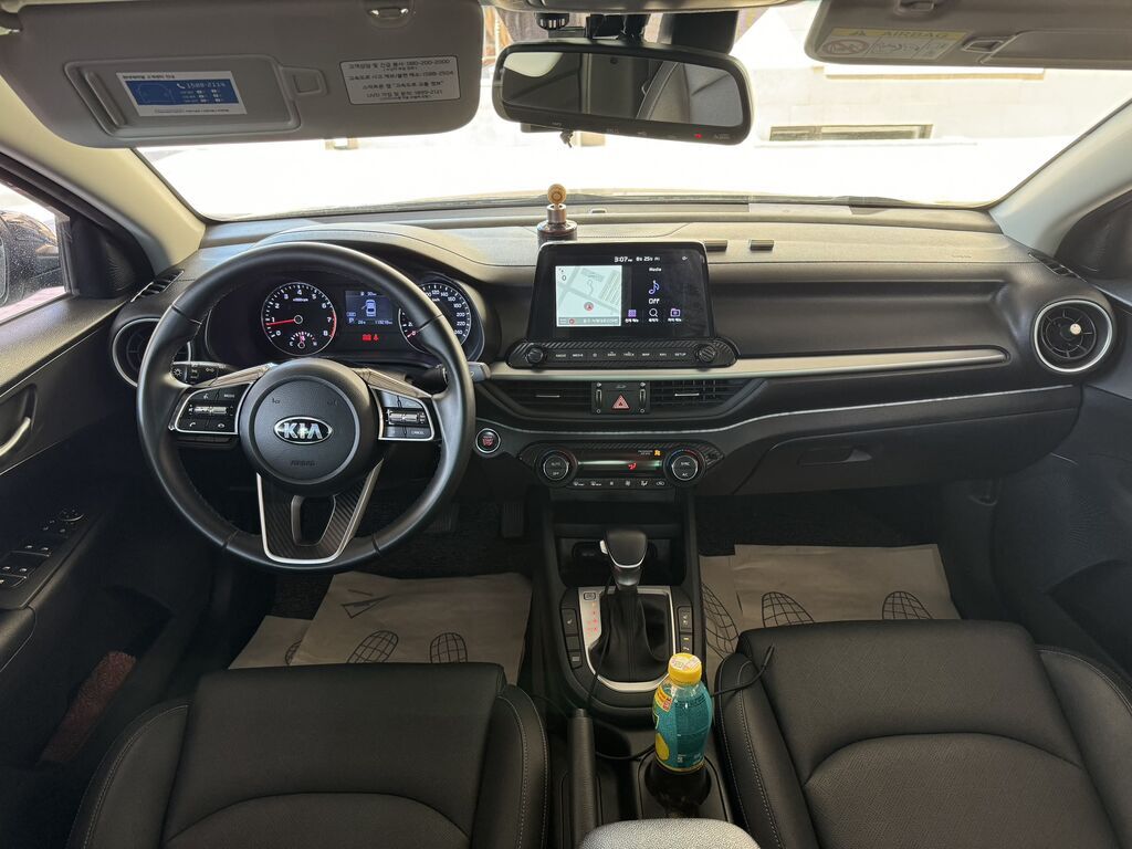 Kia K3: 2021 г., 1.6 л, Автомат, Бензин, Седан: фото 4