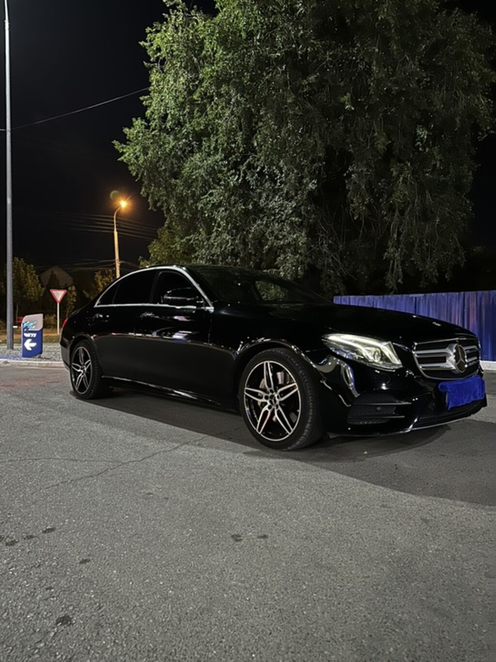 Mercedes-Benz E-Class: 2018 г., 3.5 л, Автомат, Бензин, Седан: фото 1