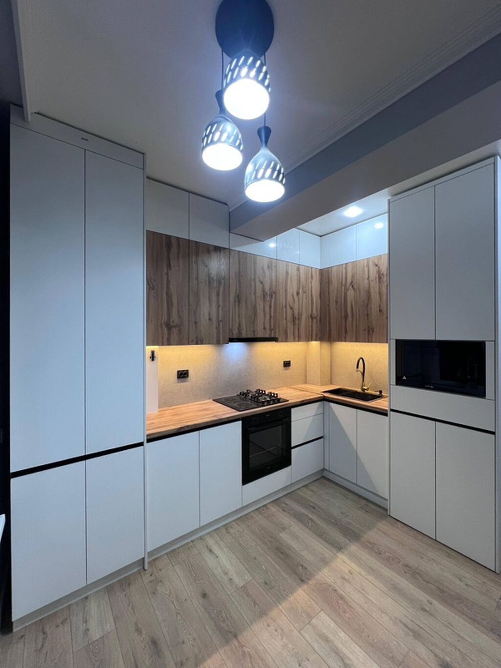 3 комнаты, 78 м², Восток-5 мкр Элитка, 8 этаж, Евроремонт: фото 2