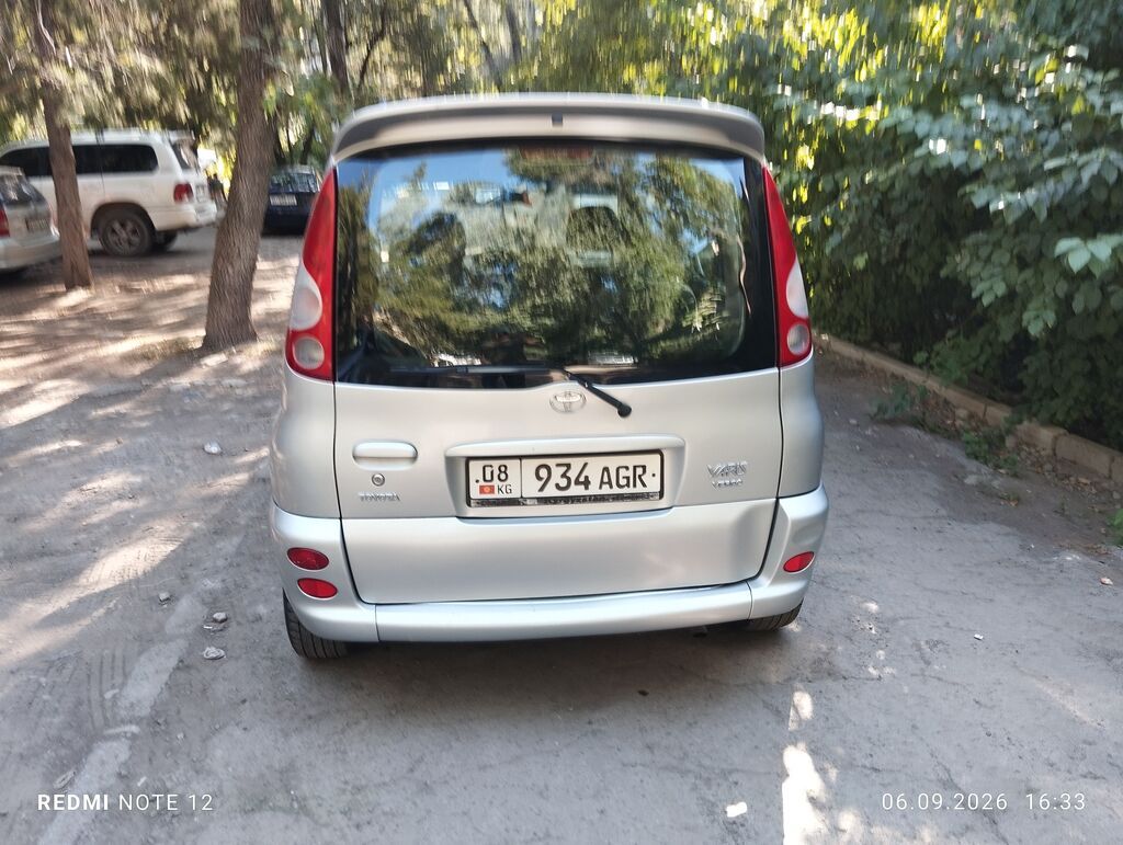 Toyota Yaris Verso: 2002 г., 1.3 л, Автомат, Бензин, Универсал: фото 2