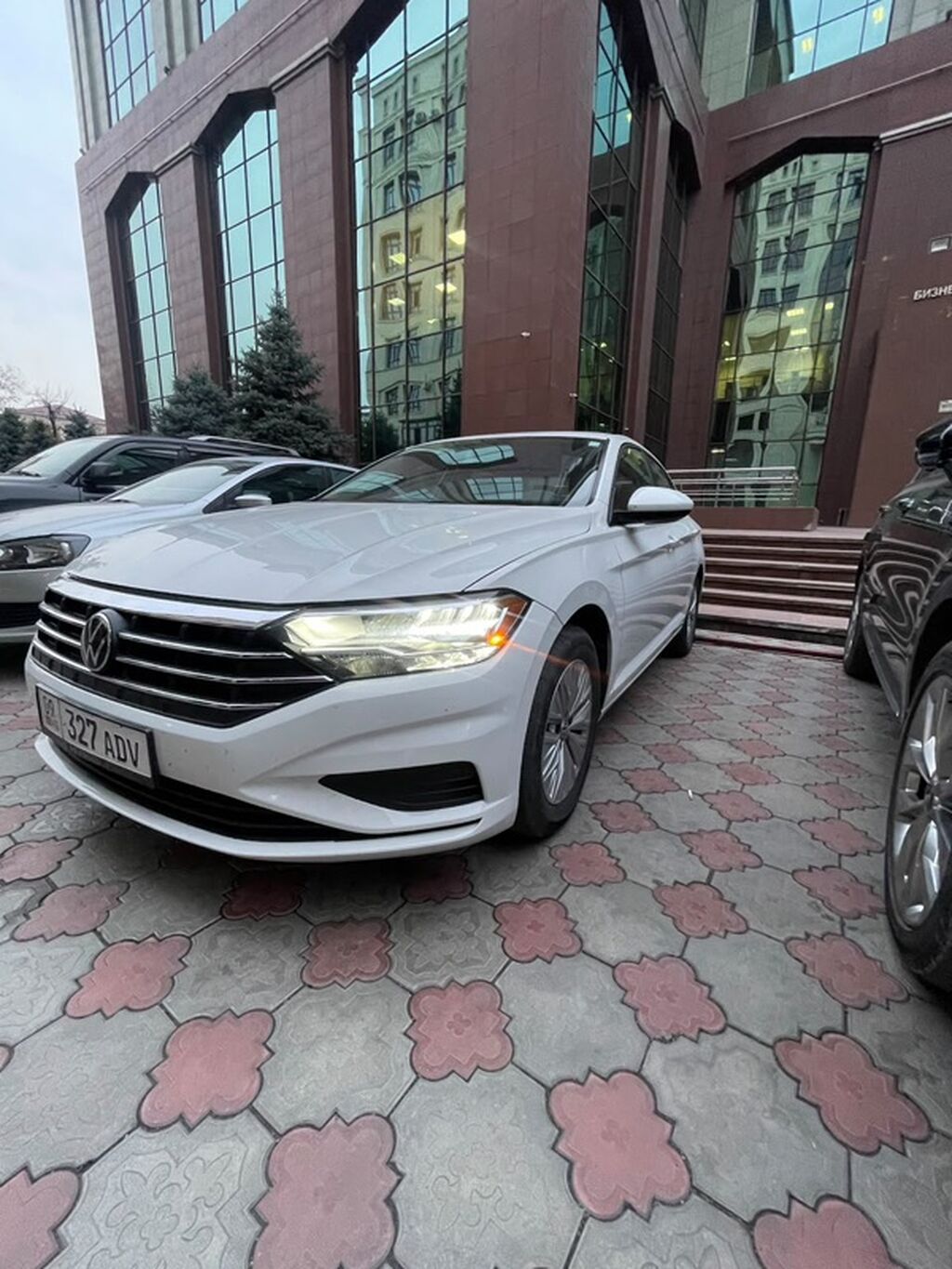 Volkswagen Jetta: 2019 г., 1.4 л, Автомат, Бензин, Седан: фото 1