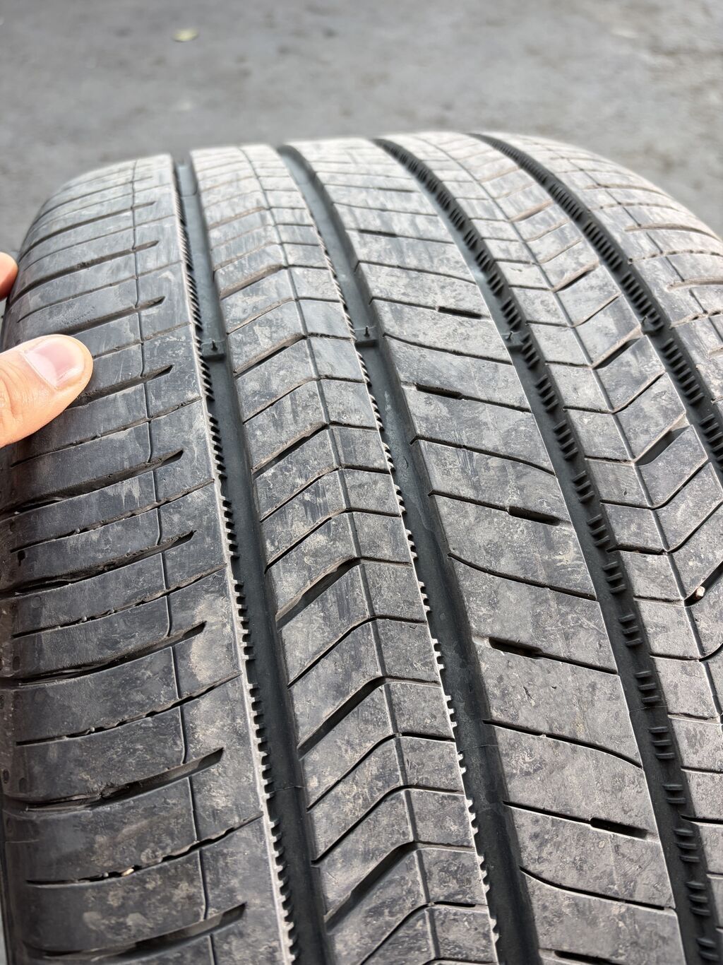 Продаю шины лето 245/40/19 2шт 275/35/19 2шт Шины KUMHO solus: фото 7