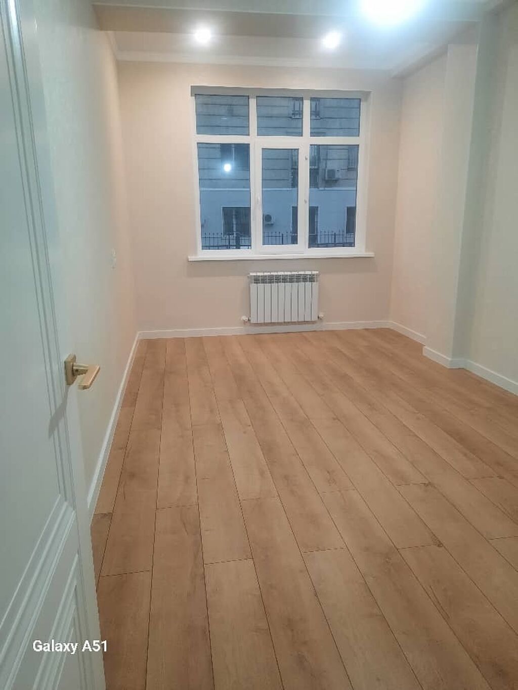 3 комнаты, 80 м², 1 этаж, Свежий ремонт: фото 3
