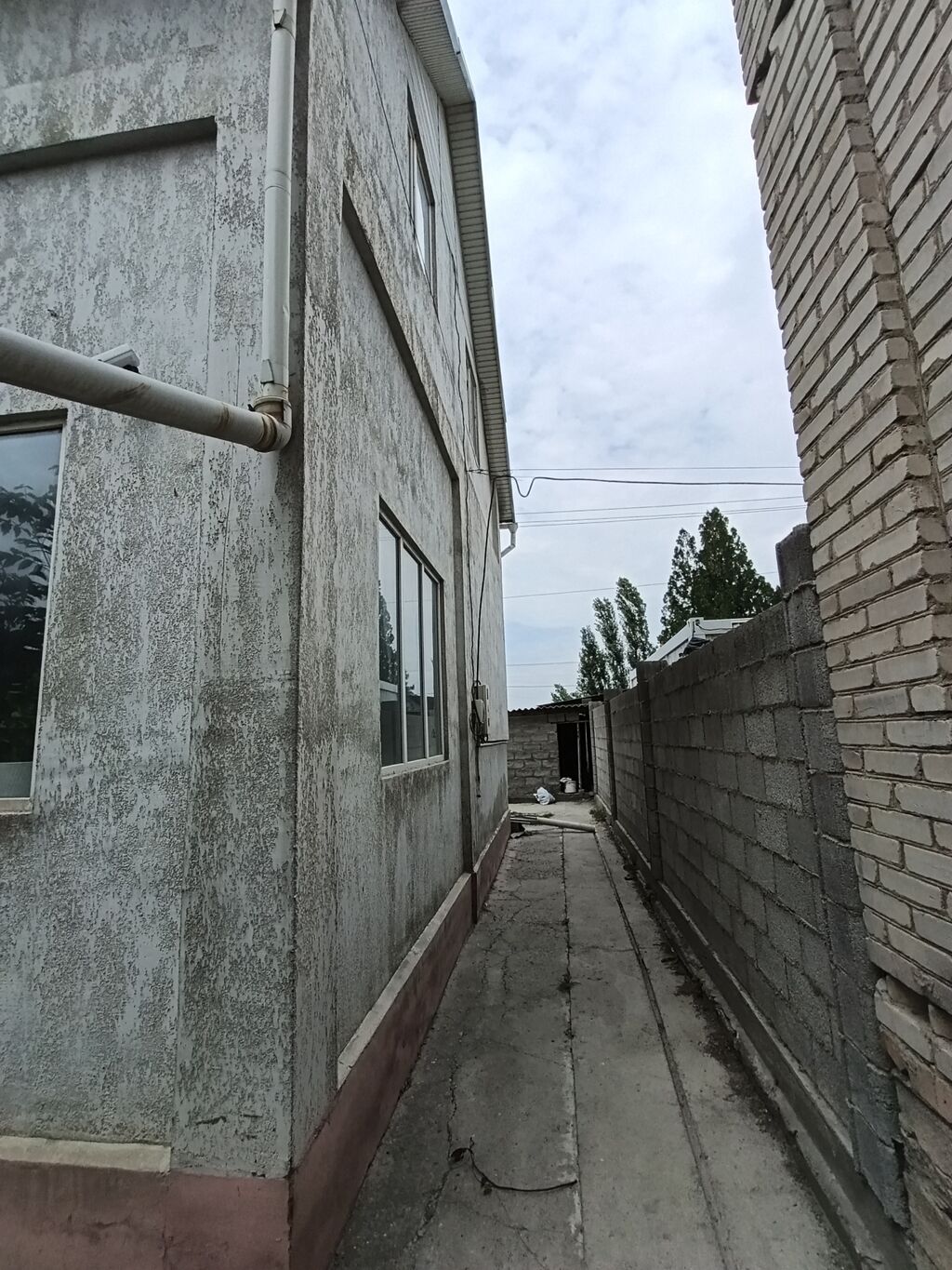 Продаю Жилой дом. Ж/м Энесай. Участок-4,9с. по документам 6,2с по: фото 4