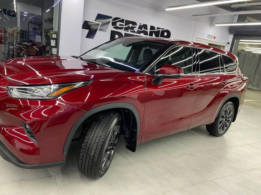 Toyota Highlander: 2020 г., 3.5 л, Автомат, Бензин, Кроссовер: фото 3