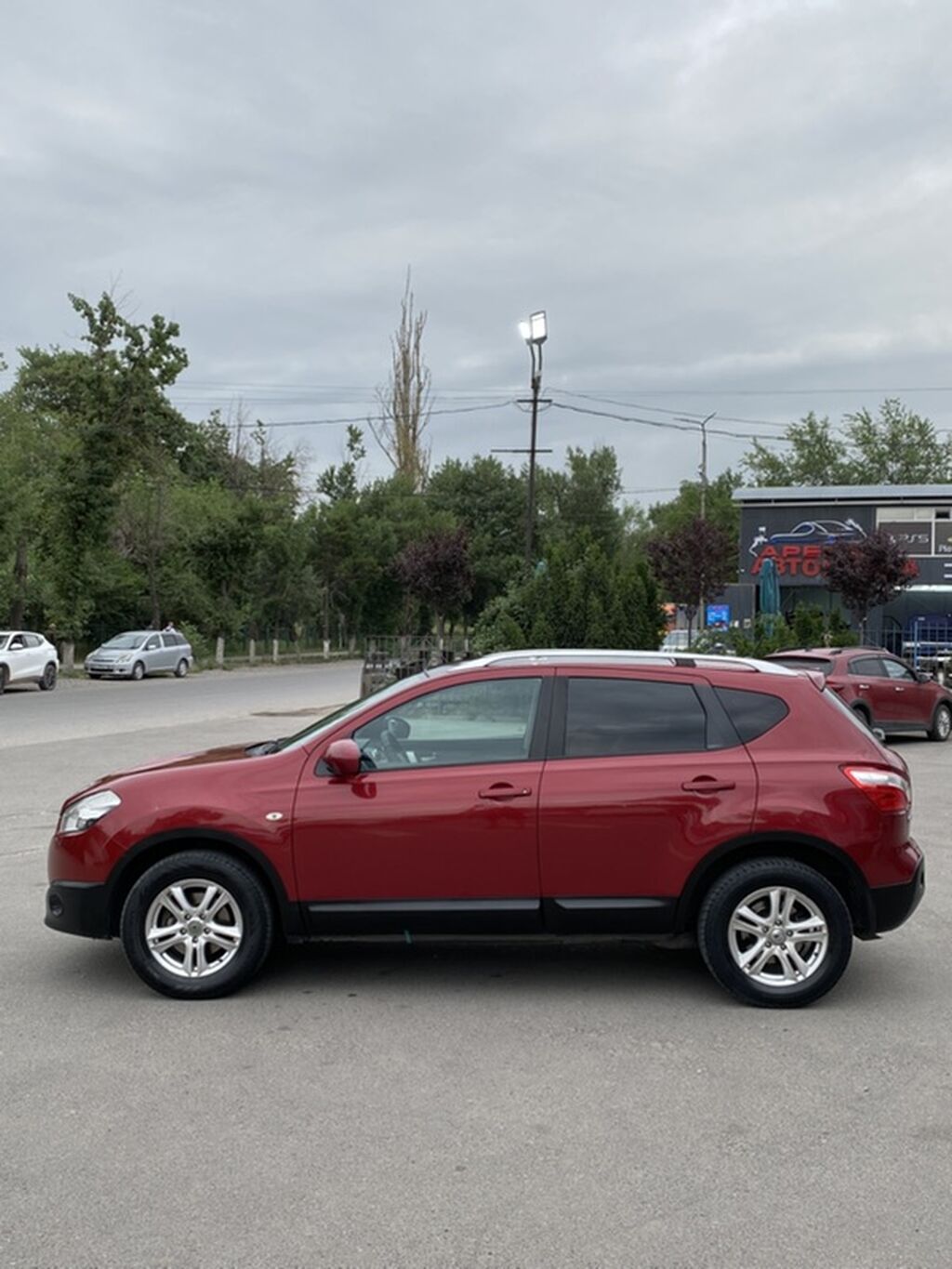 Nissan Qashqai: 2010 г., Бензин, Кроссовер: фото 7