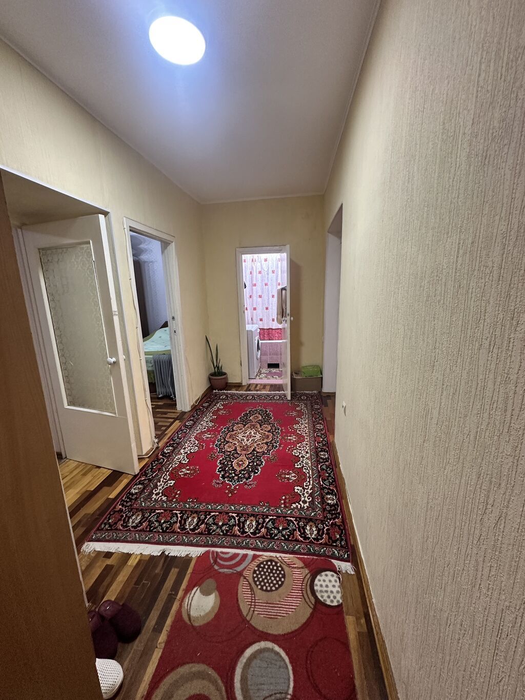 3 комнаты, 67 м², 4 мкр Индивидуалка, 1 этаж, Старый ремонт: фото 8