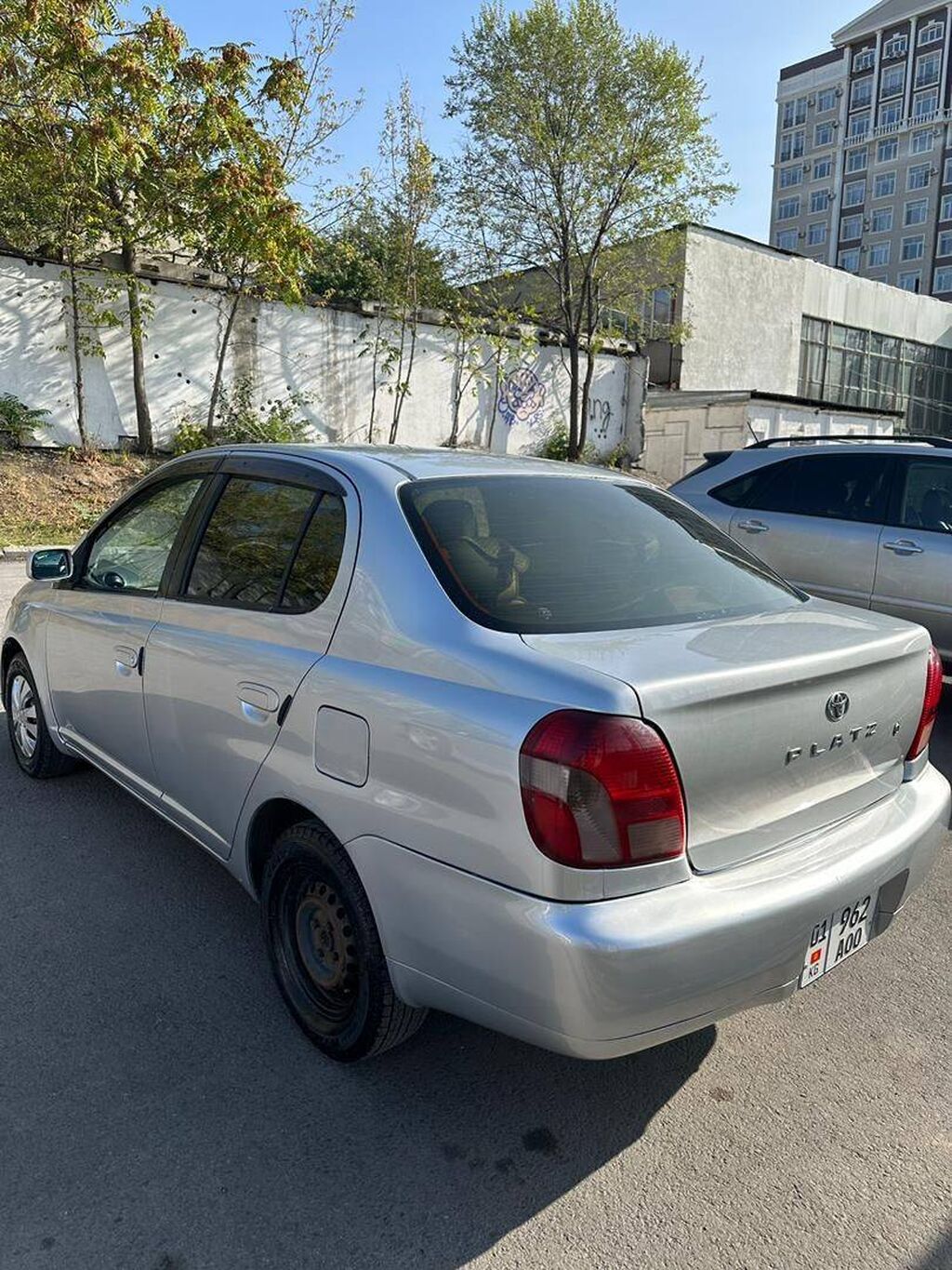 Продается Toyota Platz 2002 серебристого цвета,: 4500 USD ➤ Toyota | Бишкек  | 60645107 ᐈ lalafo.kg