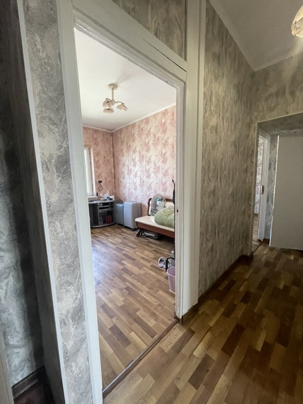4 комнаты, 79 м², Восток-5 мкр 106 серия, 9 этаж, Старый ремонт: фото 3