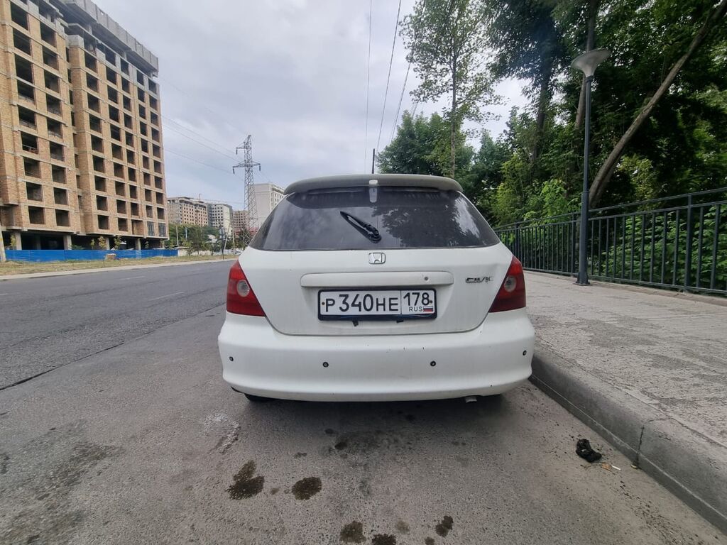 Honda Civic: 2001 г., Механика, Бензин, Хэтчбэк: фото 4