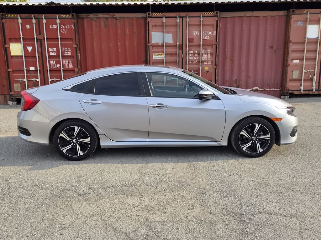 Honda Civic: 2017 г., 2 л, Вариатор, Бензин, Лимузин: фото 3