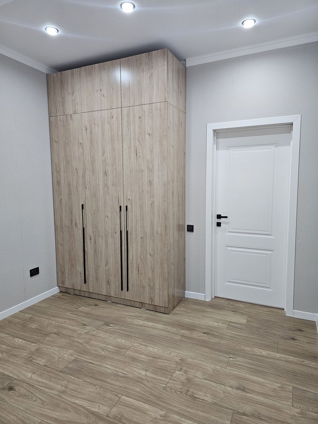 Сдам 2-комнатную квартиру, 61 м², Пишпек Элитка, 6 этаж: фото 8