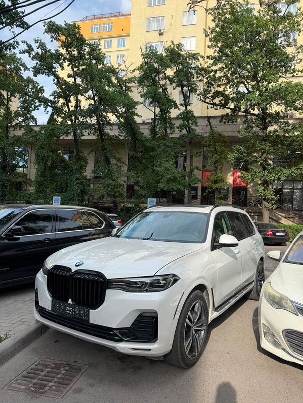 BMW X7: 2019 г., 3 л, Автомат, Бензин, Кроссовер: фото 2