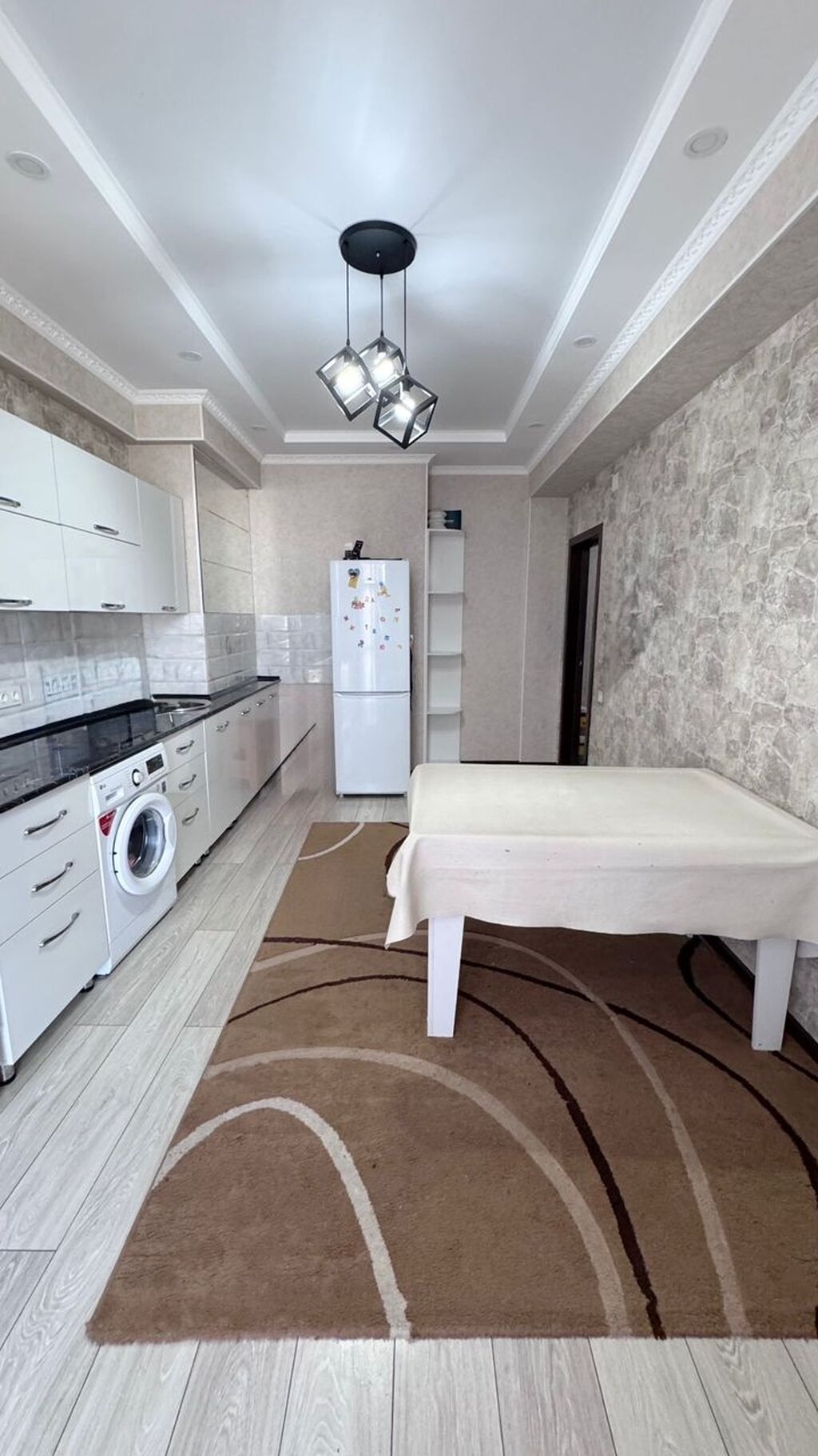 Долгосрочная аренда Сдается3-х ком,квартира Район-Ак Кеме Цена-1200$: фото 2