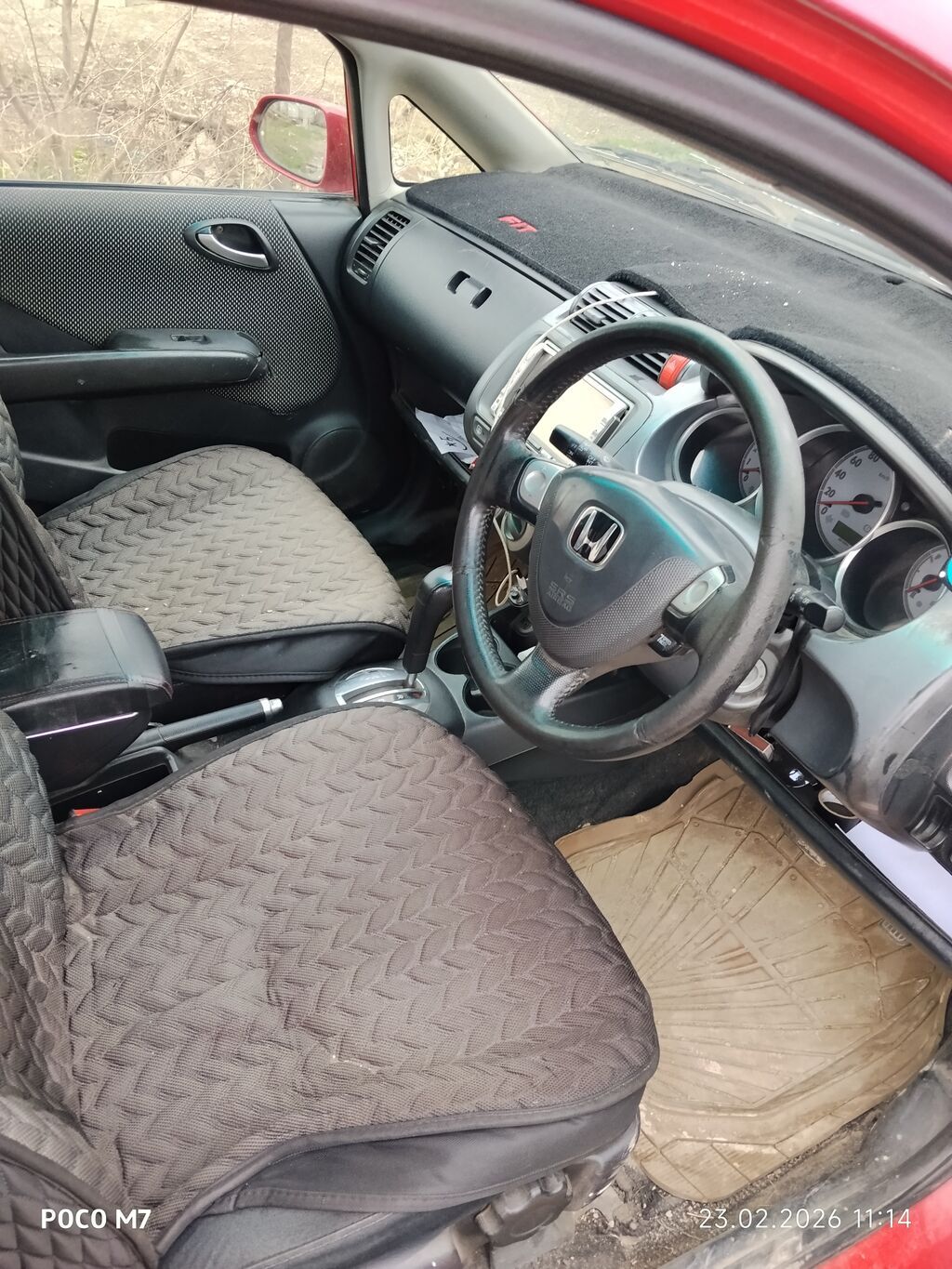 Honda Fit: 2002 г., 1.5 л, Автомат, Бензин, Хэтчбэк: фото 4