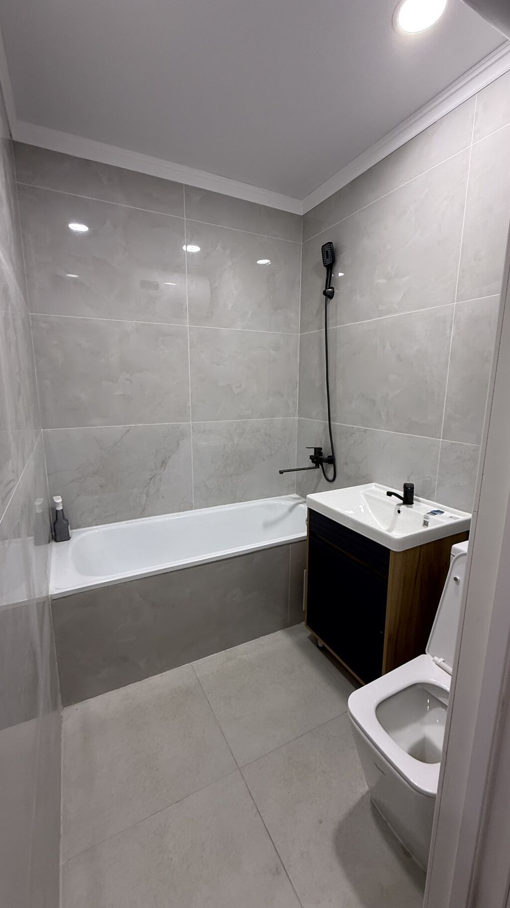 1 комната, 45 м², Киргизия 1 105 серия, 6 этаж, Дизайнерский ремонт: фото 8